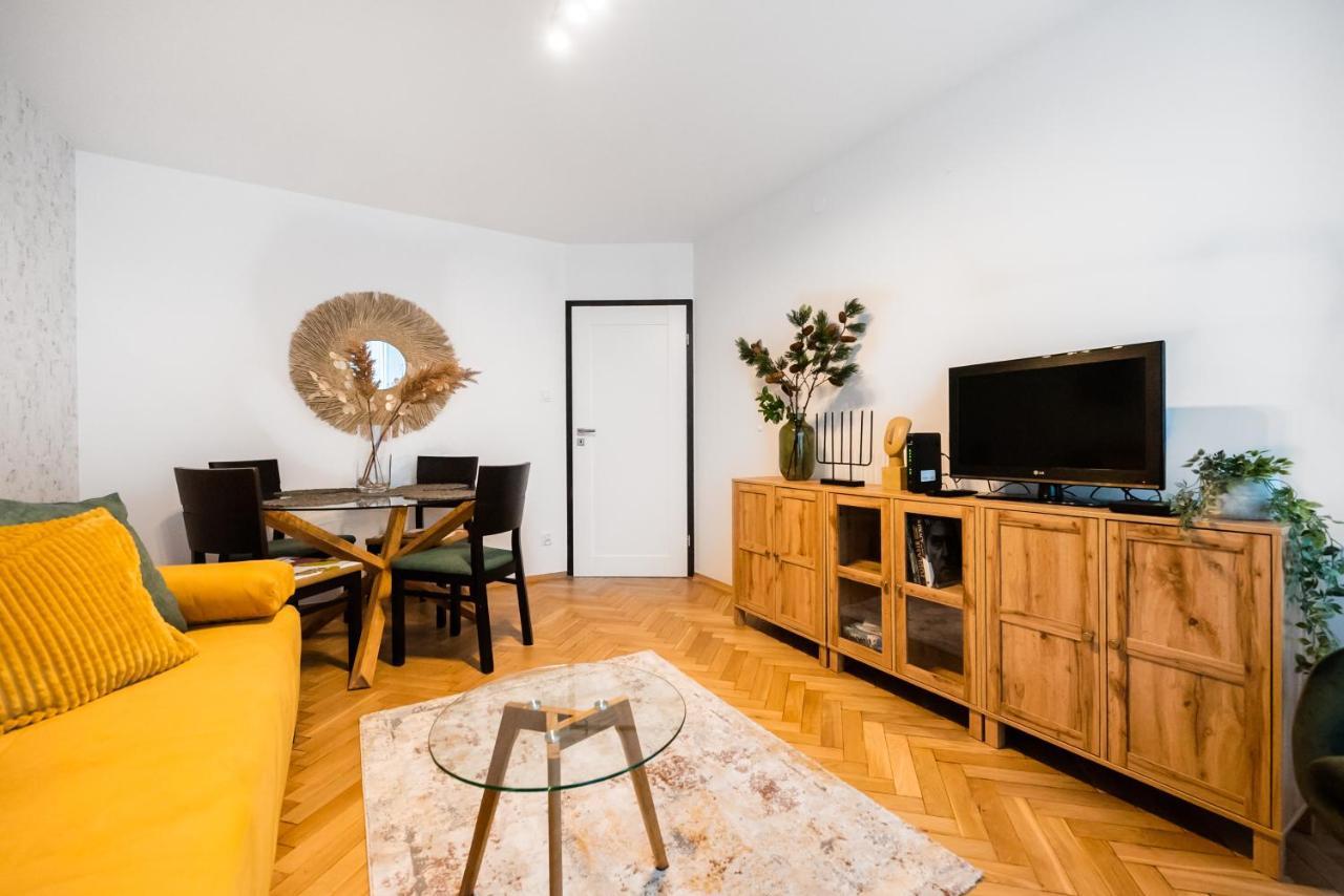 Metro Swietokrzyska Boho Aesthetic Apartment ワルシャワ エクステリア 写真